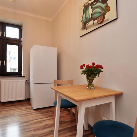 Stylowy 2-Pokojowy Apartament 5 Min. Od Rynku Vratislav Exteriér fotografie
