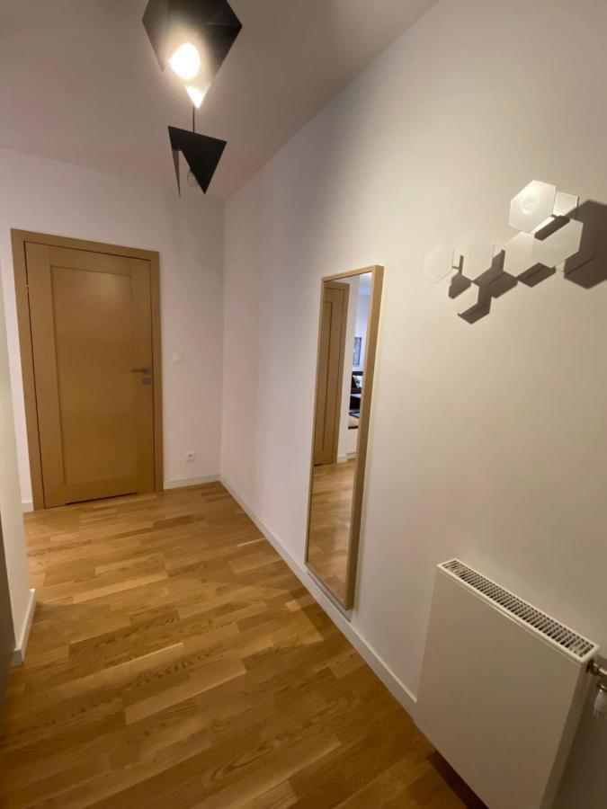 Stylowy 2-Pokojowy Apartament 5 Min. Od Rynku Vratislav Exteriér fotografie