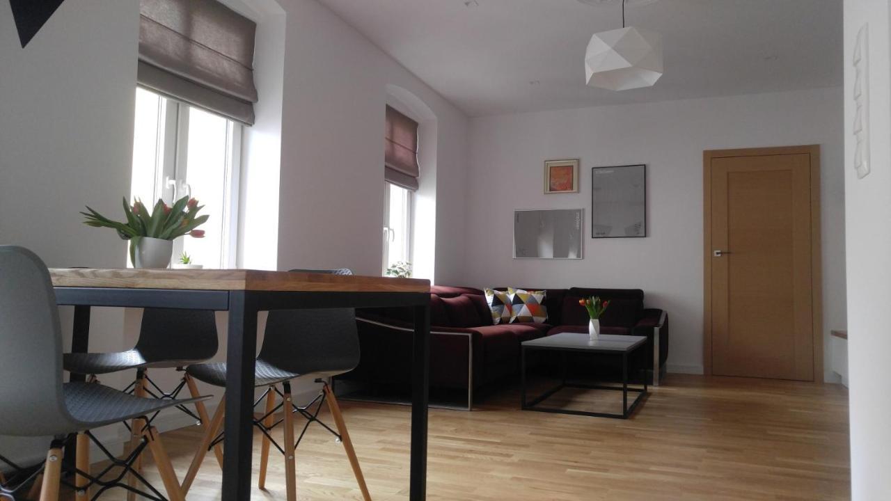 Stylowy 2-Pokojowy Apartament 5 Min. Od Rynku Vratislav Exteriér fotografie